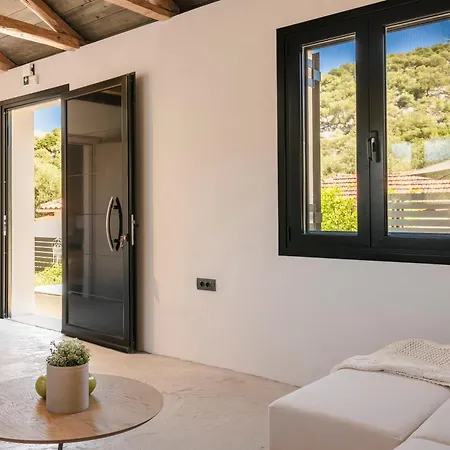 度假居 Berthina House