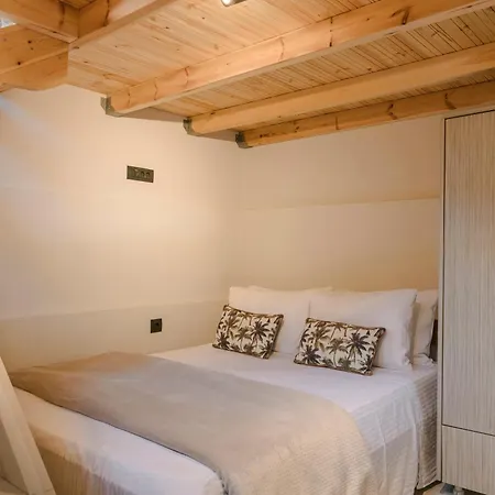 Berthina House